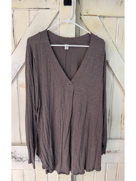 Old Navy Tops - Old Navy Luxe Women V Neck Long Sleeve Top XXL Taupe Soft Stretch Casual